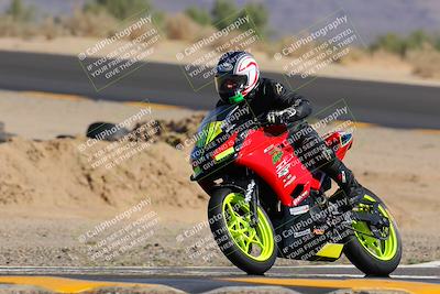 media/Oct-08-2022-SoCal Trackdays (Sat) [[1fc3beec89]]/Turn 10 (945am)/